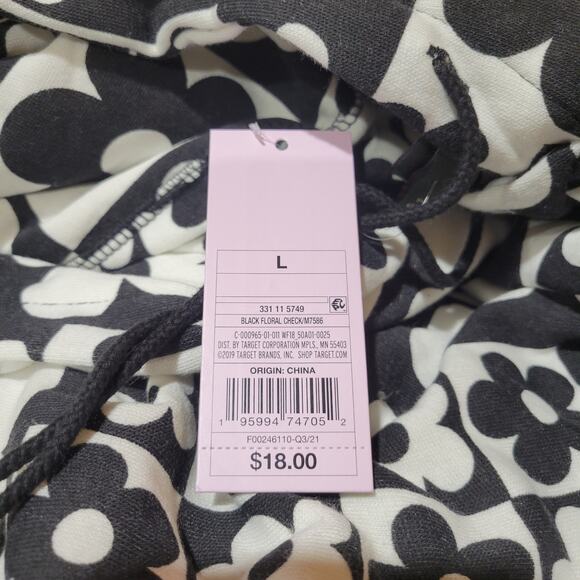 Wild Fable Long Sleeve Crop Hoodie, Black/White, Size L, NWT - Picture 7 of 8